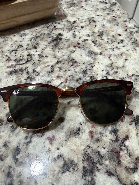 Ray-Ban Other - Ray-Ban Tortoise & Gold Clubmaster Sunglasses with Dark Green Lenses